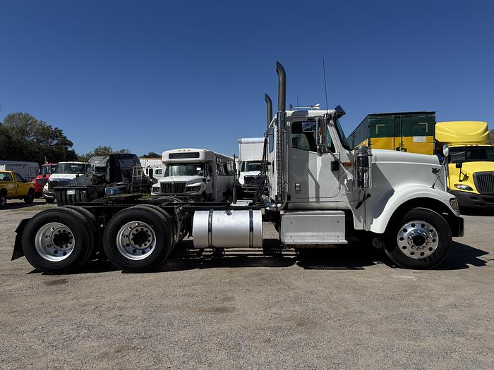 Used 2016 International® 9900i