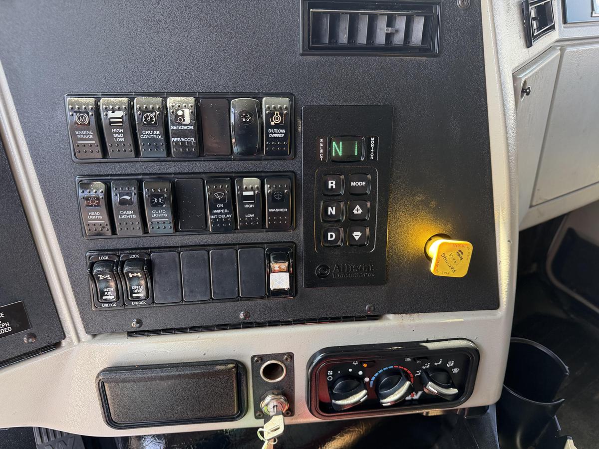 Used 2016 WESTERN STAR 4700SF