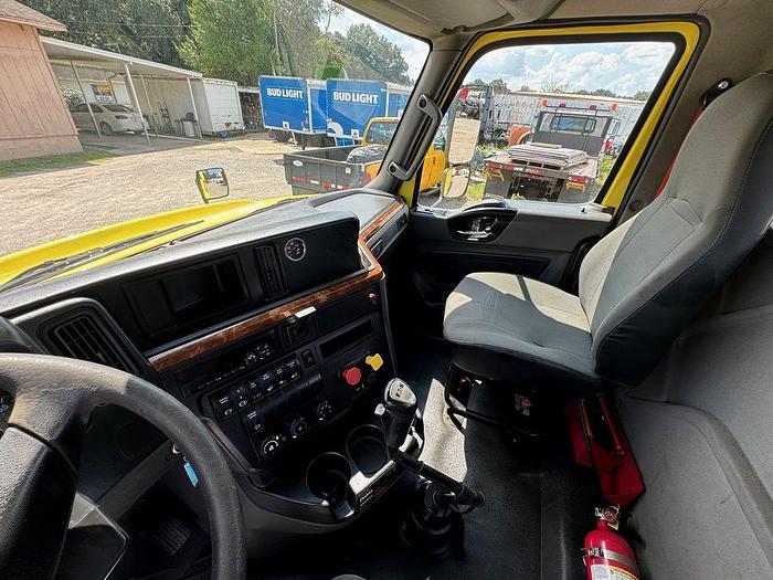 Used 2018 International® RH™ Series Day Cab