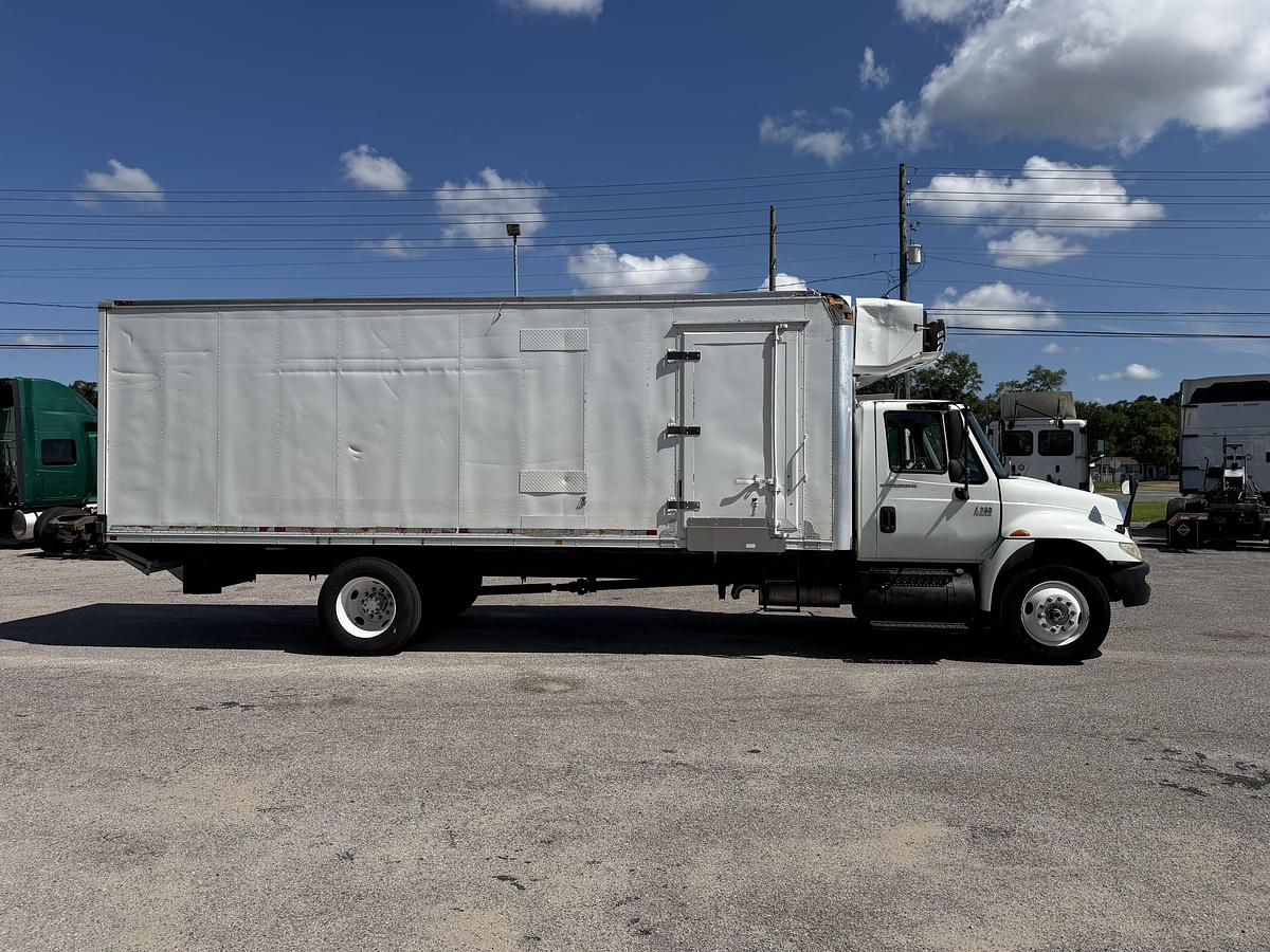 Used 2007 INTERNATIONAL 4300