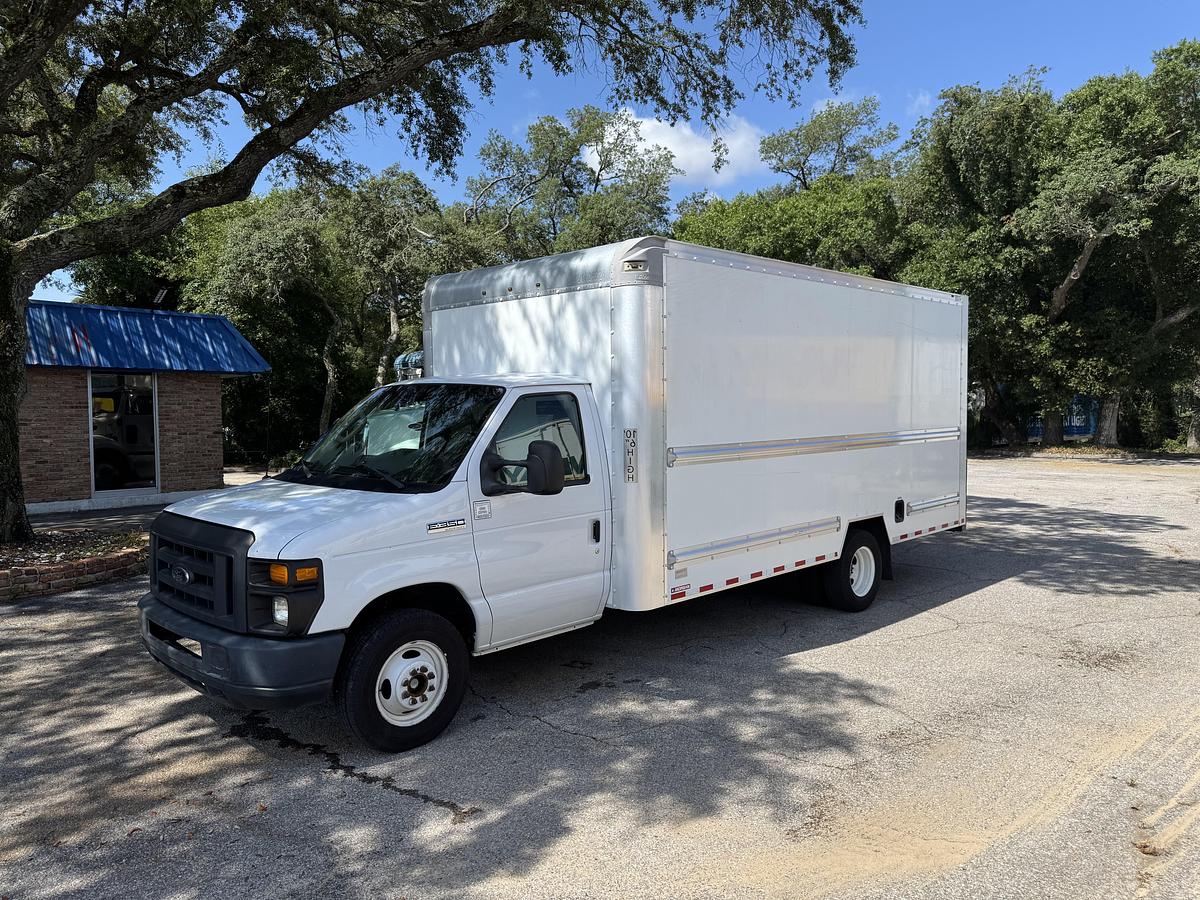 Used 2017 FORD E-350