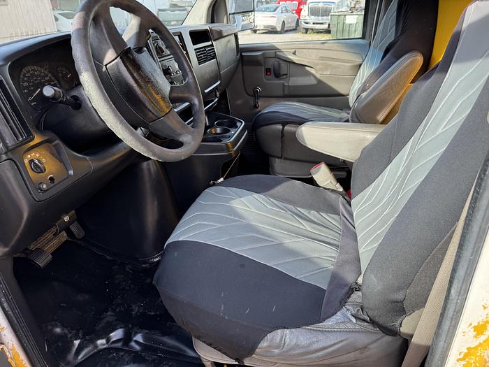 Used 2004 GMC SAVANA 3500