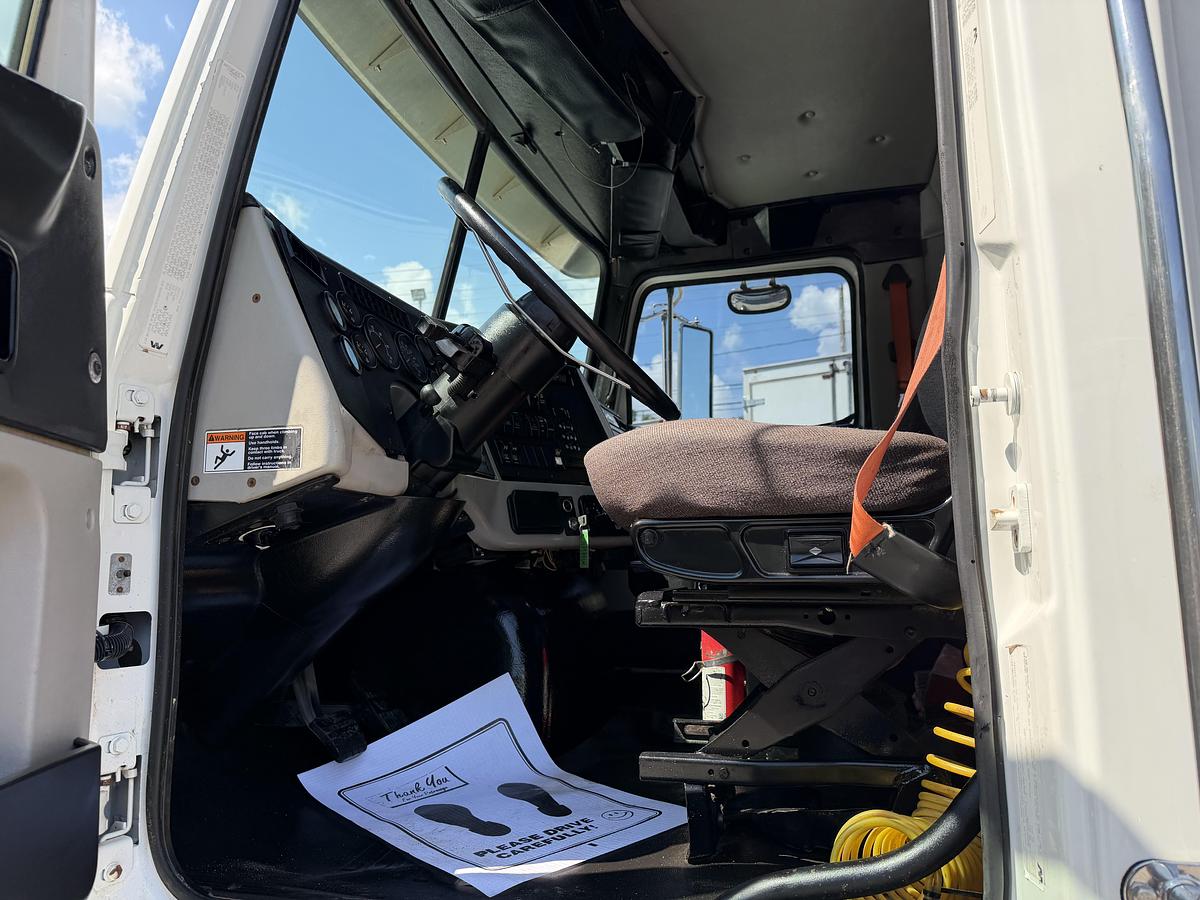 Used 2016 WESTERN STAR 4700SF