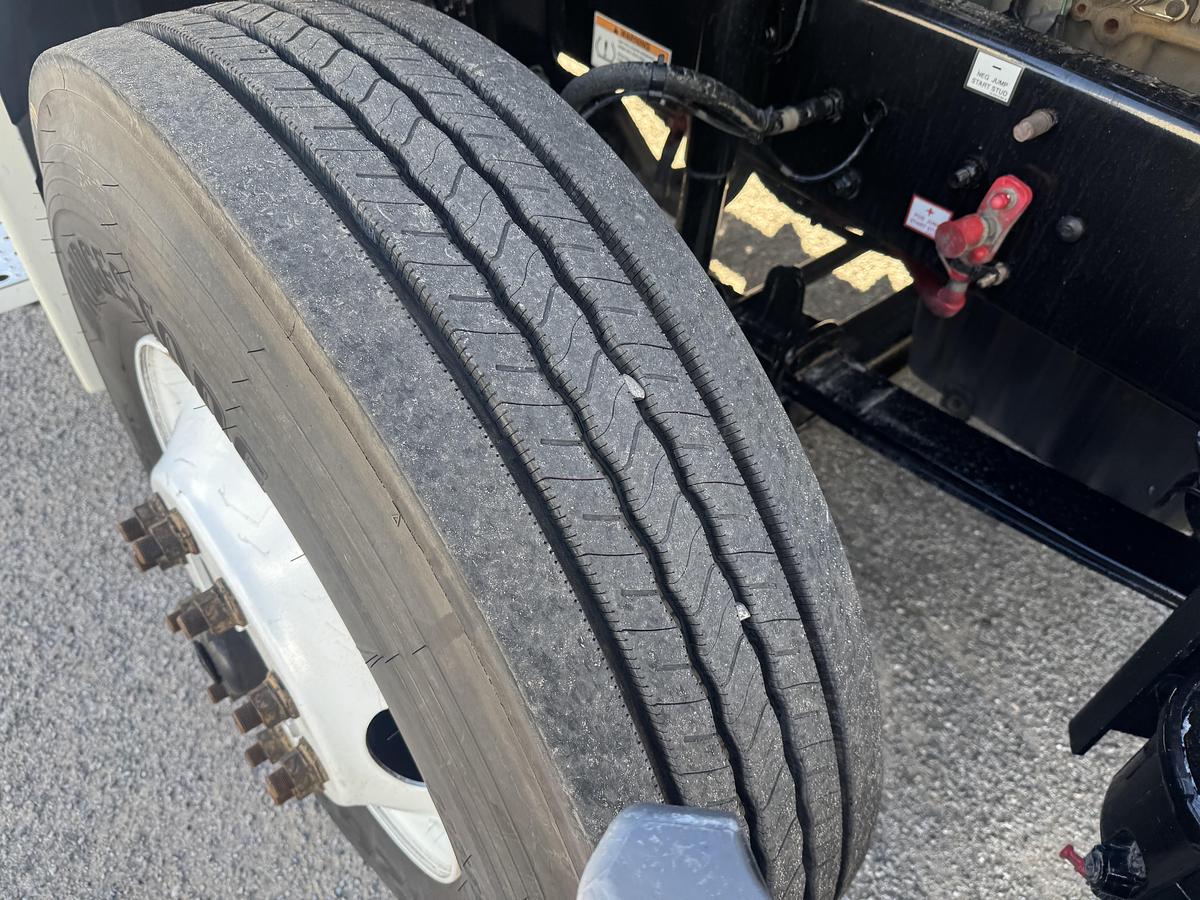 Used 2019 Freightliner® CASCADIA