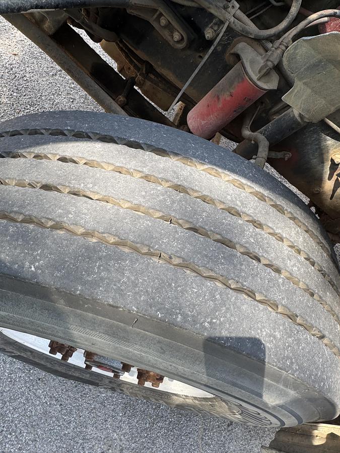 Used 2006 STERLING LT9500