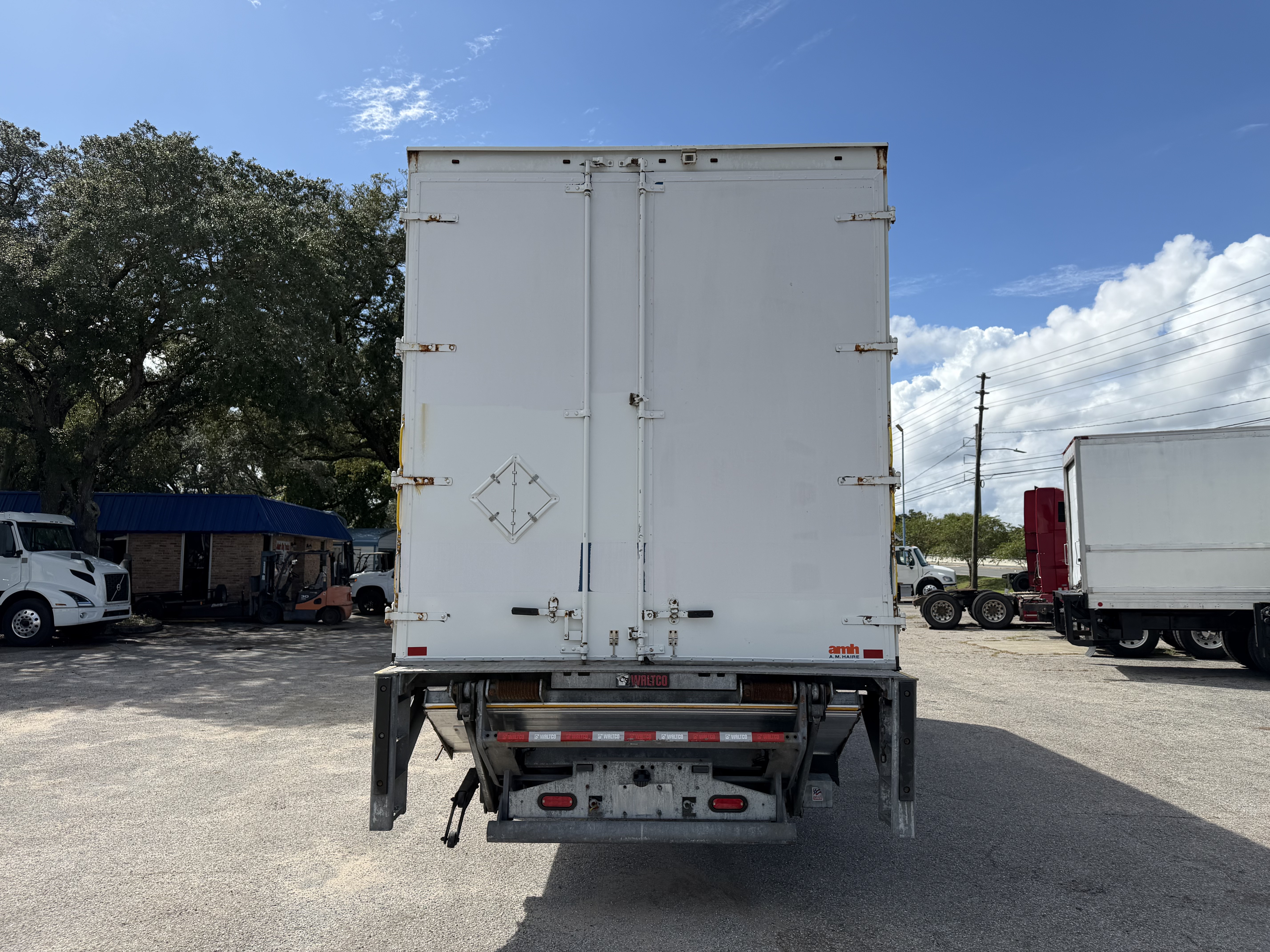 Used 2020 HINO 338