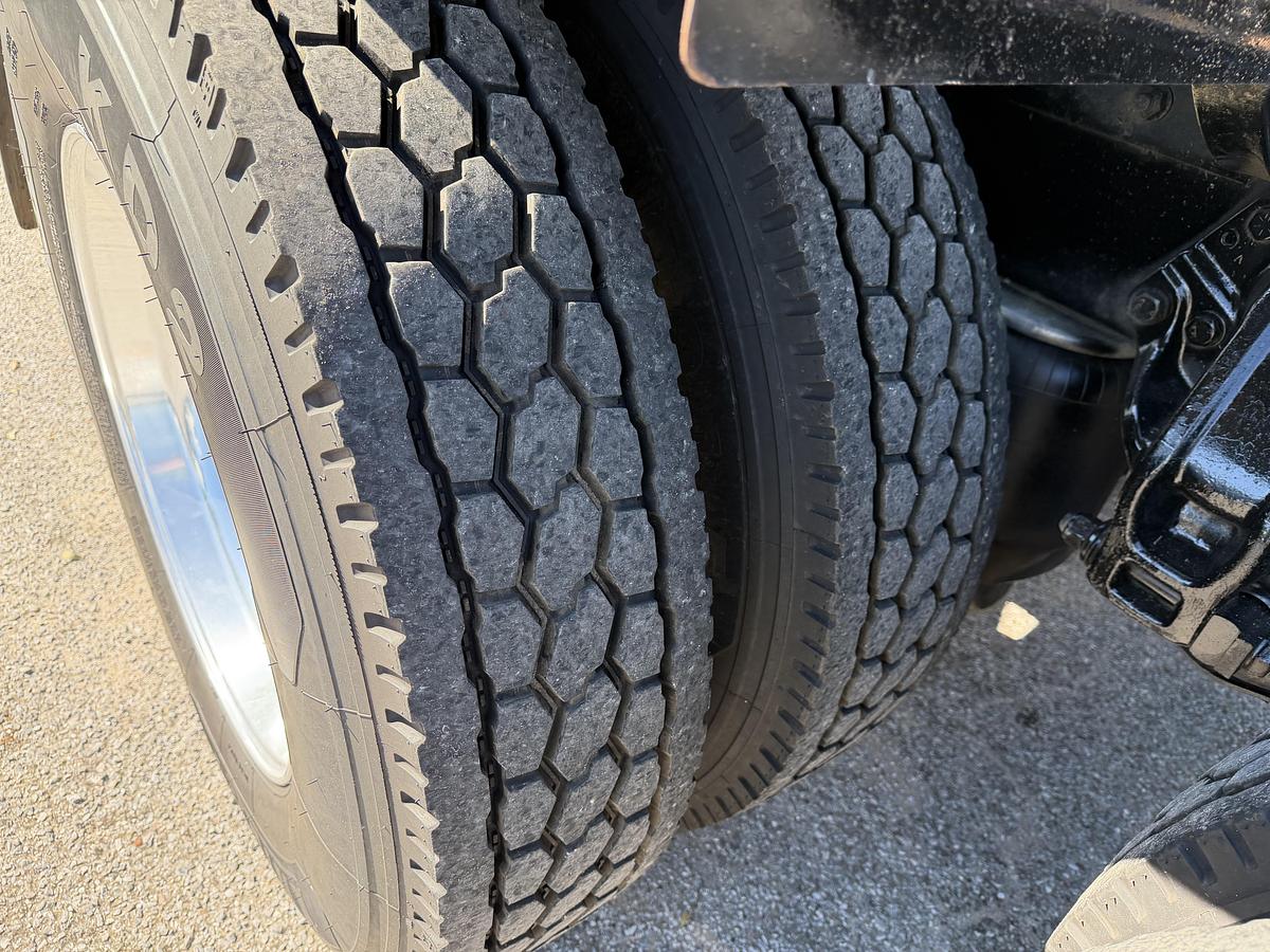 Used 2013 KENWORTH W900L