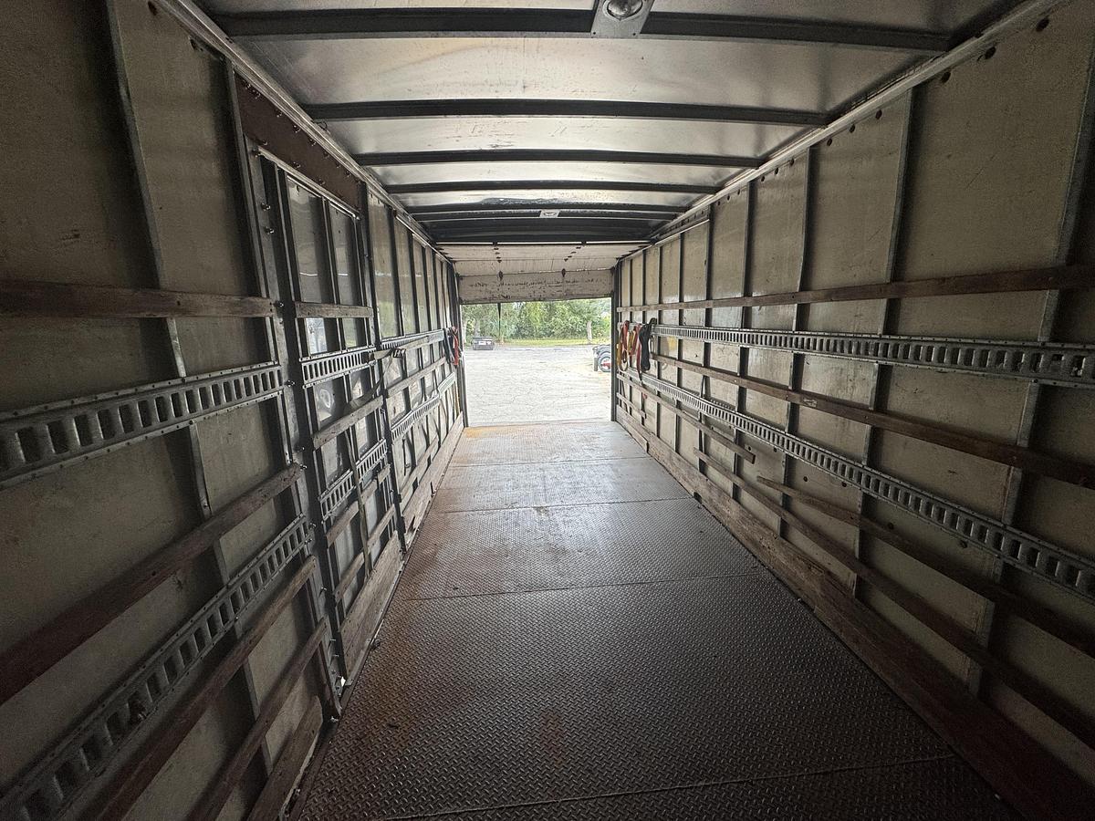 Used 2006 Freightliner® M2 106