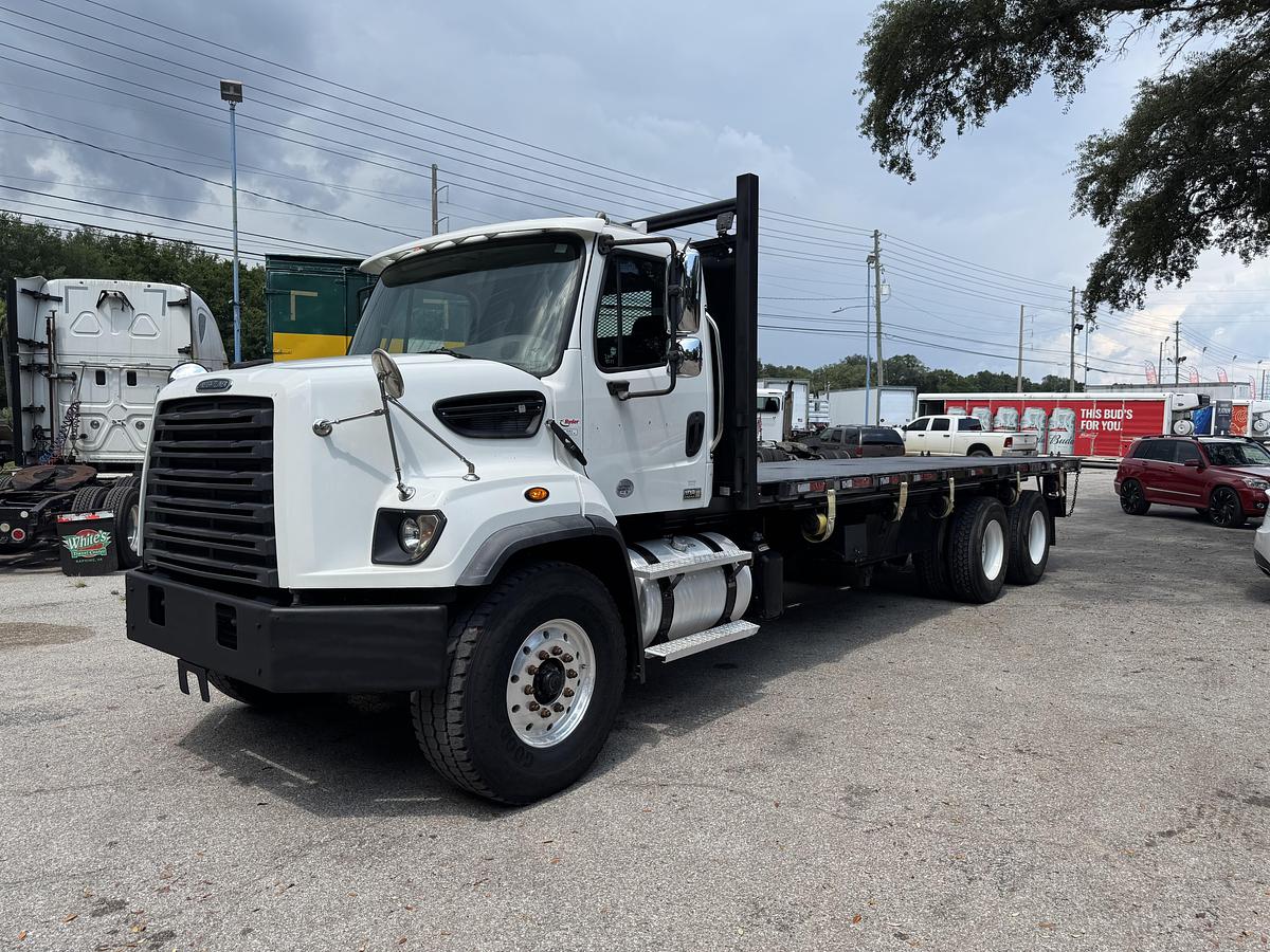 Used 2016 Freightliner® 108SD