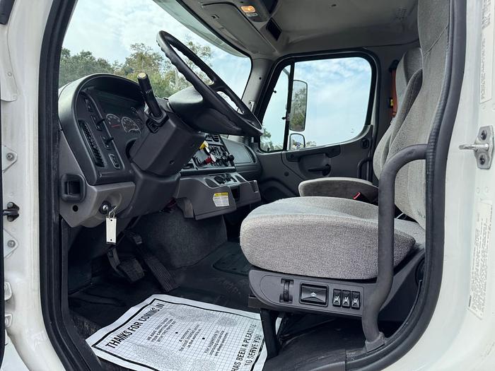 Used 2016 Freightliner® M2 112