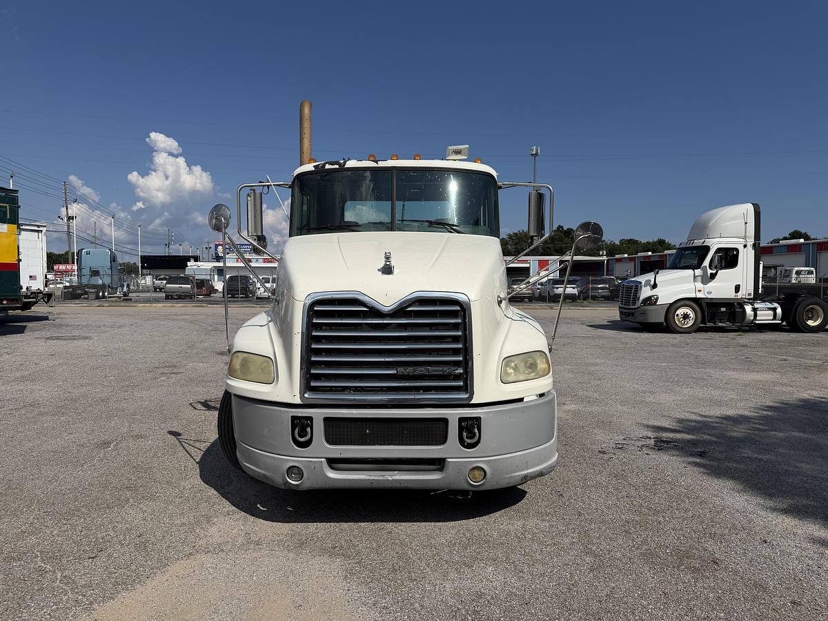 Used 2016 MACK CXU 613