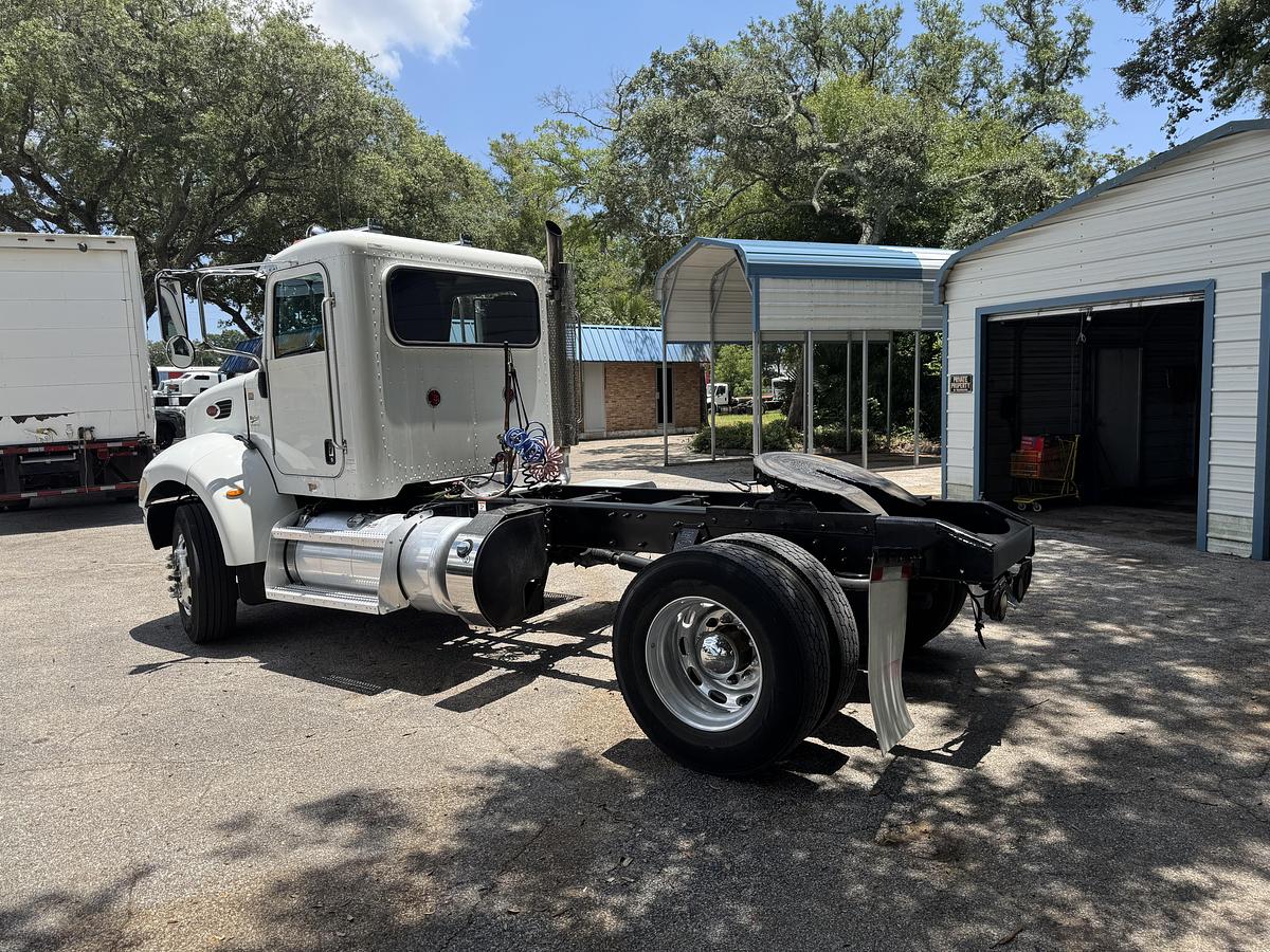 Used 2015 Peterbilt 337