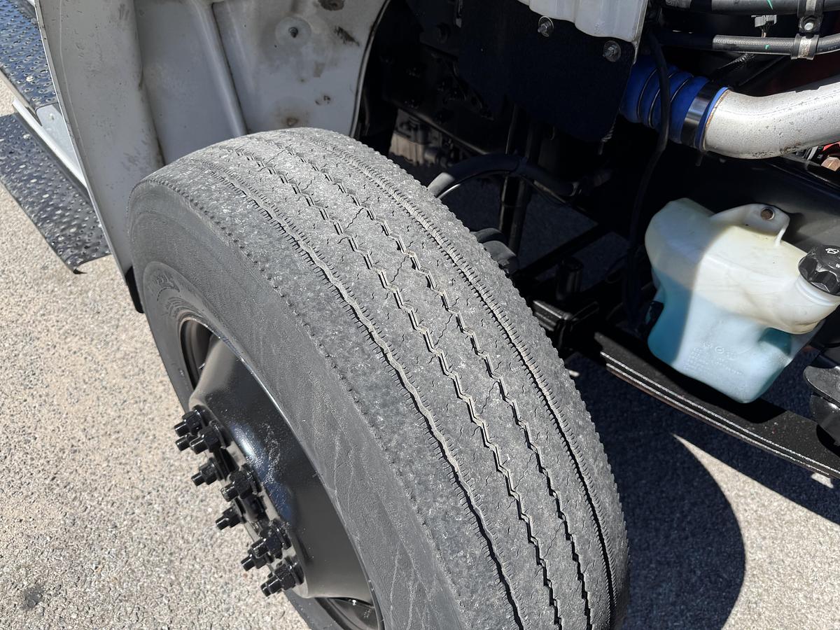 Used 2015 Freightliner® M2 106