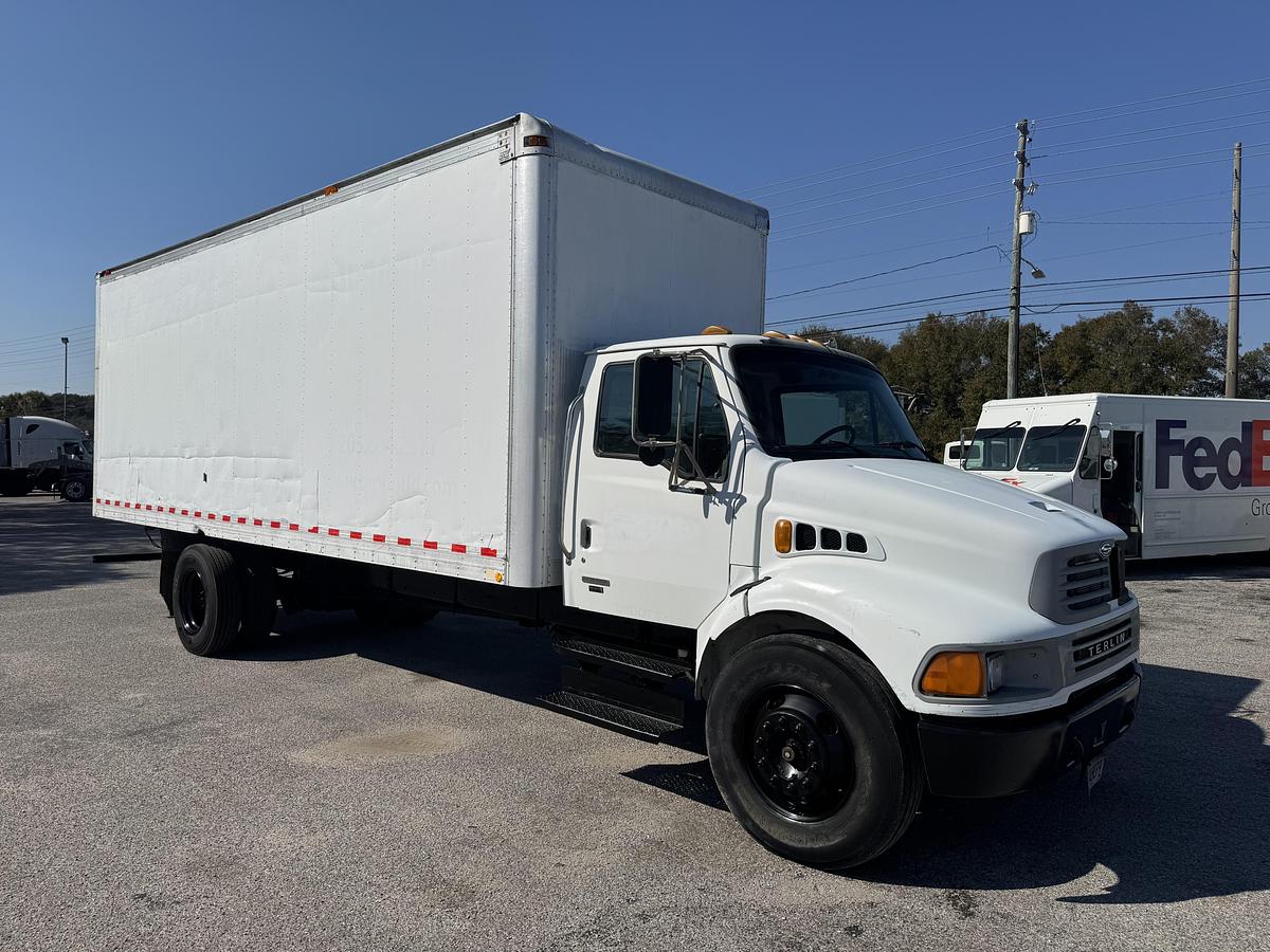 Used 2006 STERLING ACTERRA