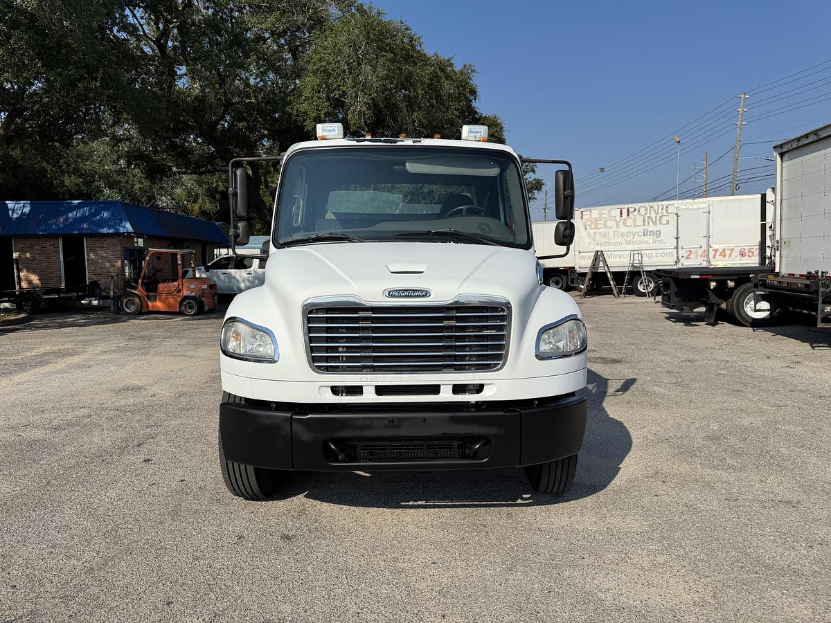 Used 2014 Freightliner® M2 106
