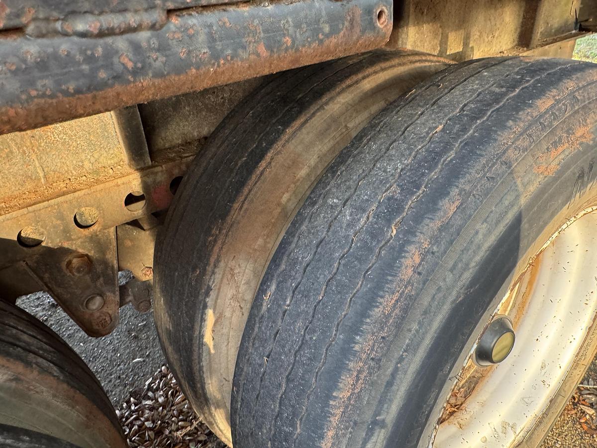 Used 1985 AZTEC FLATBED TRAILER