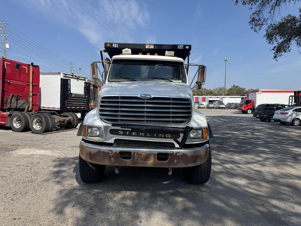 Used 2006 STERLING LT9500