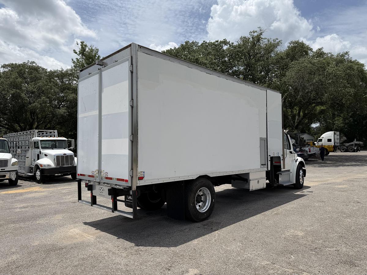 Used 2019 Freightliner M2 106