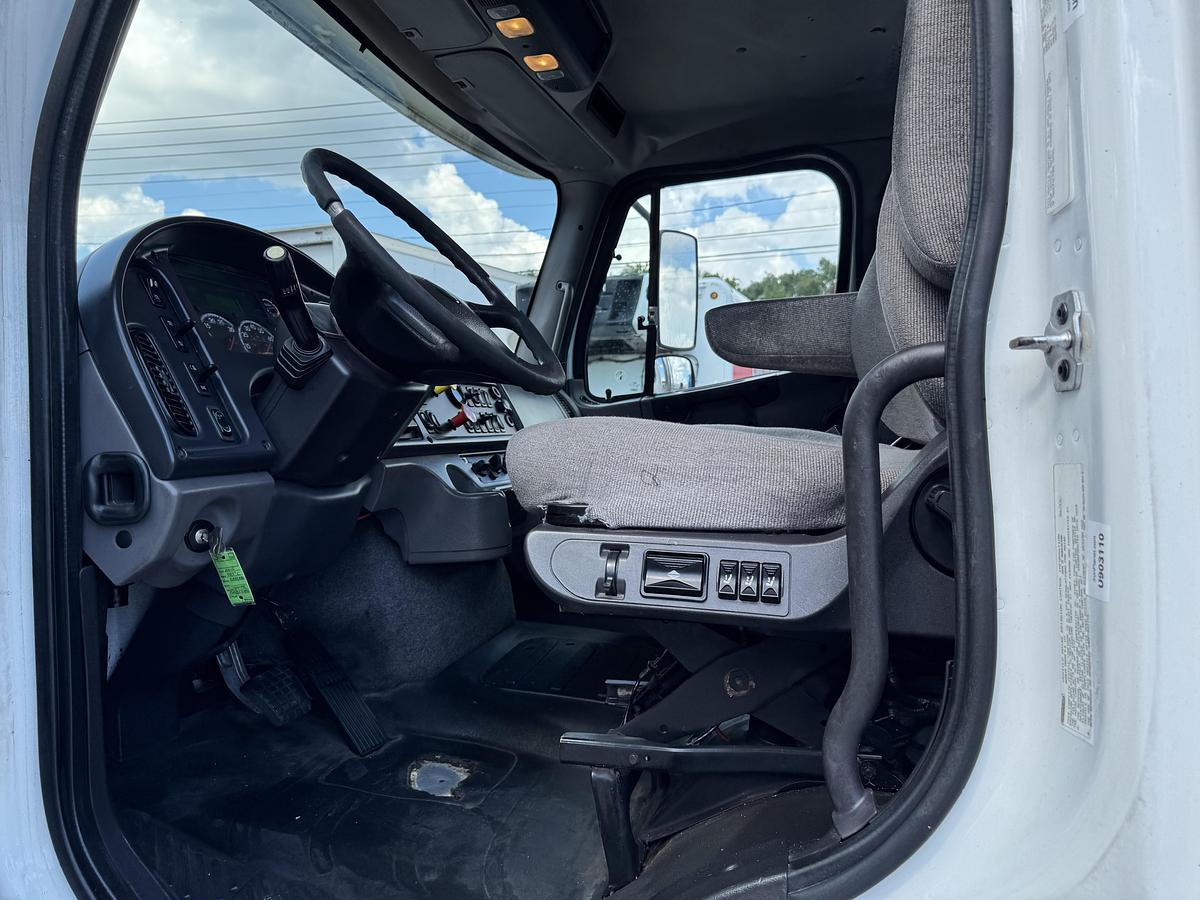 Used 2016 Freightliner® M2 106