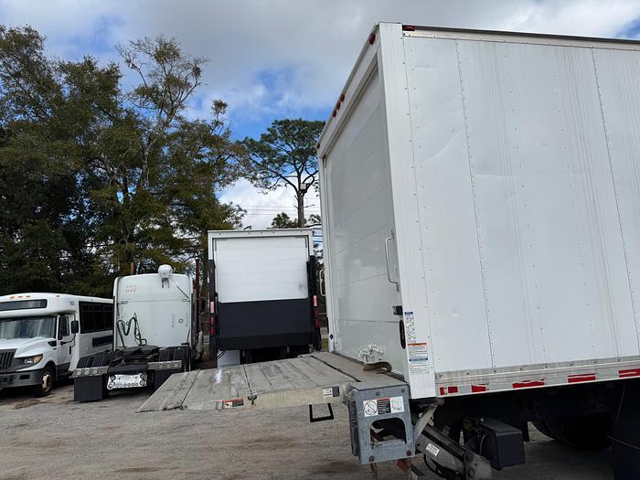 Used 2017 INTERNATIONAL 4300