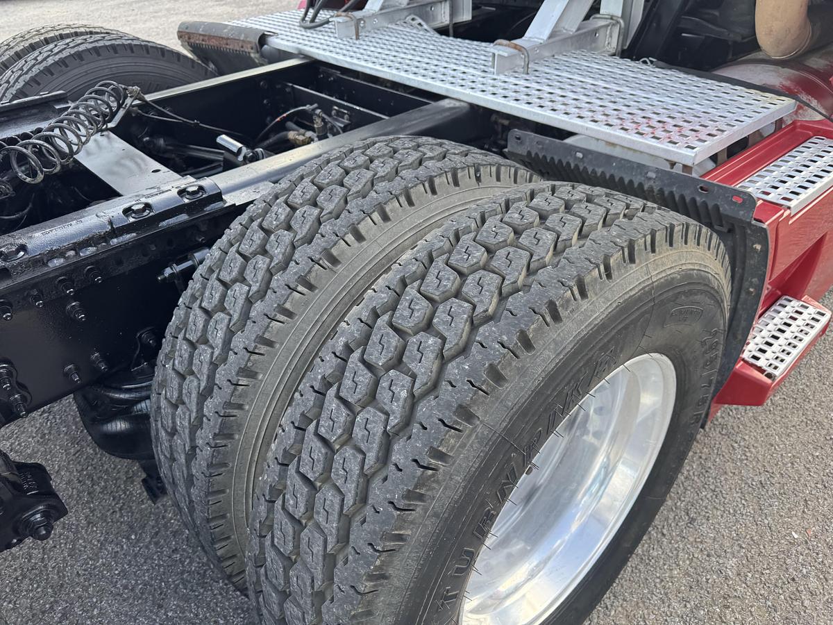 Used 2007 VOLVO VNL 780