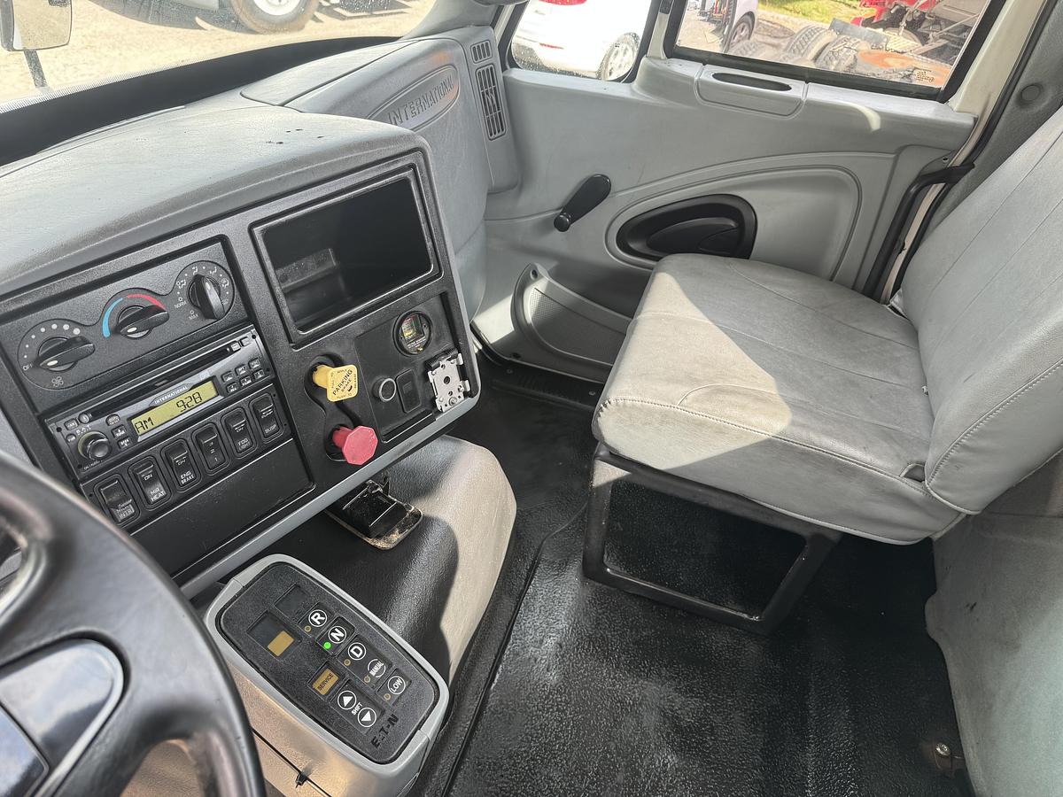 Used 2007 INTERNATIONAL 8600