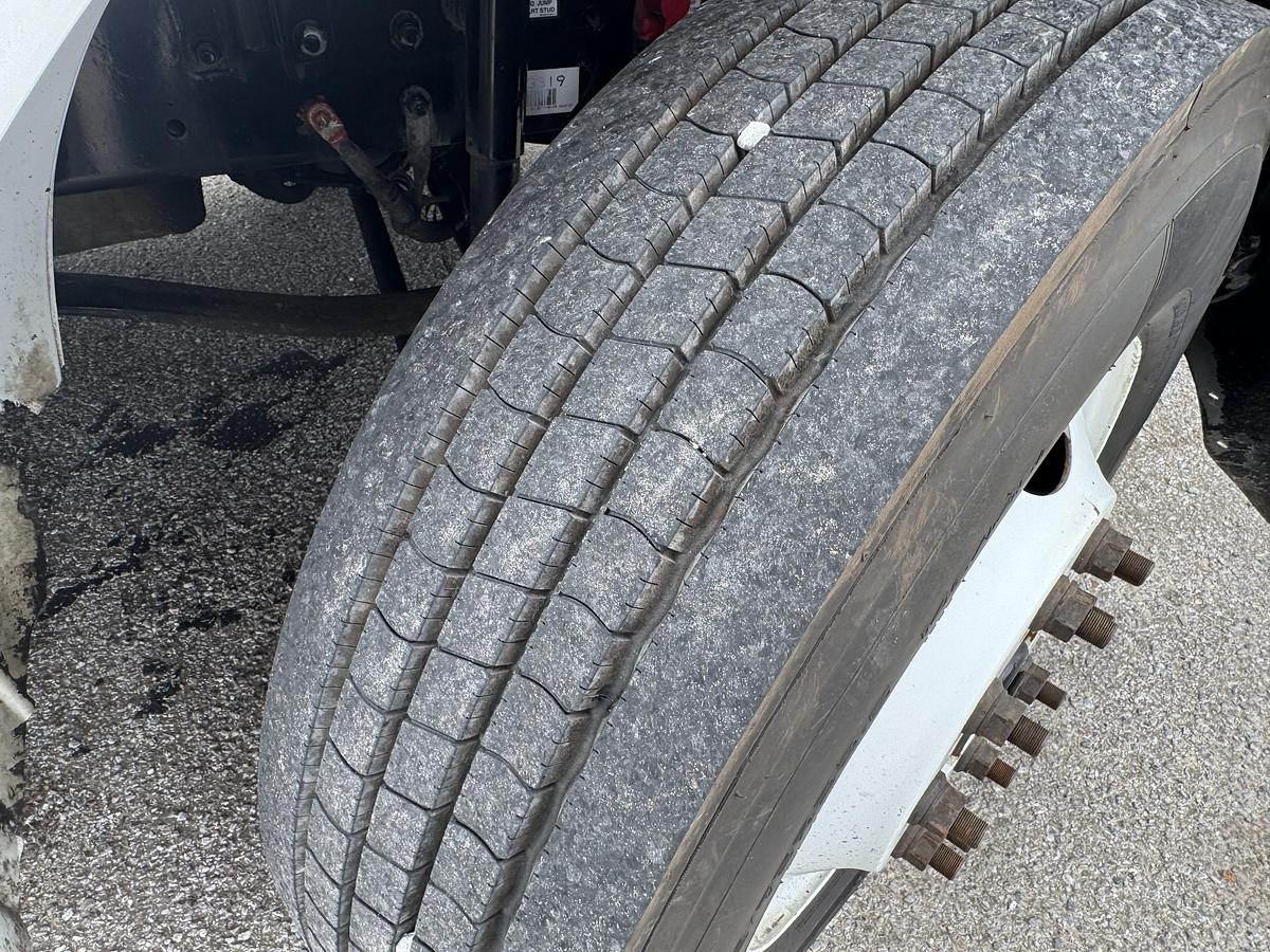 Used 2018 Freightliner® M2 106