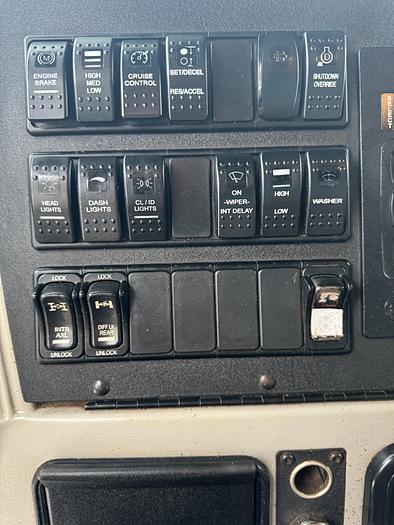 Used 2016 WESTERN STAR 4700 SF