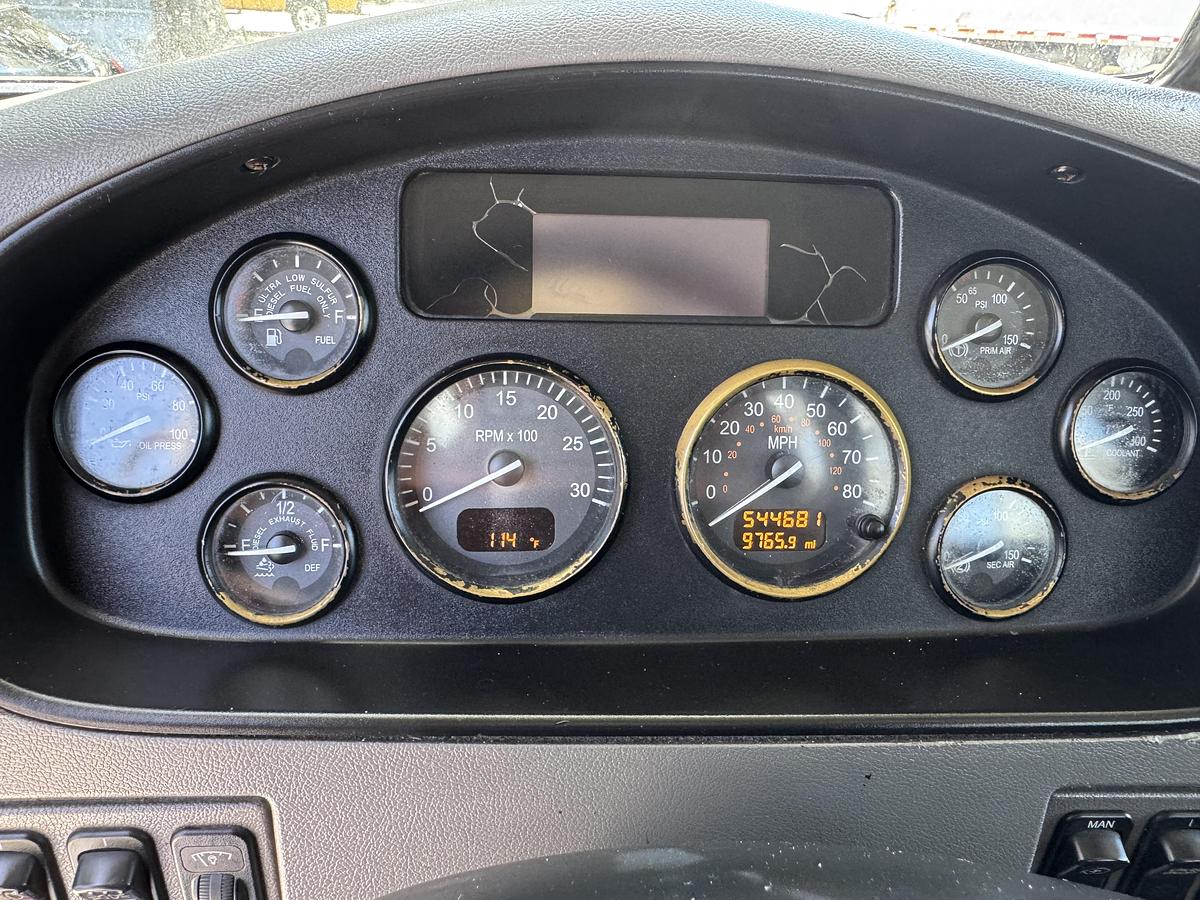 Used 2012 PETERBILT 330