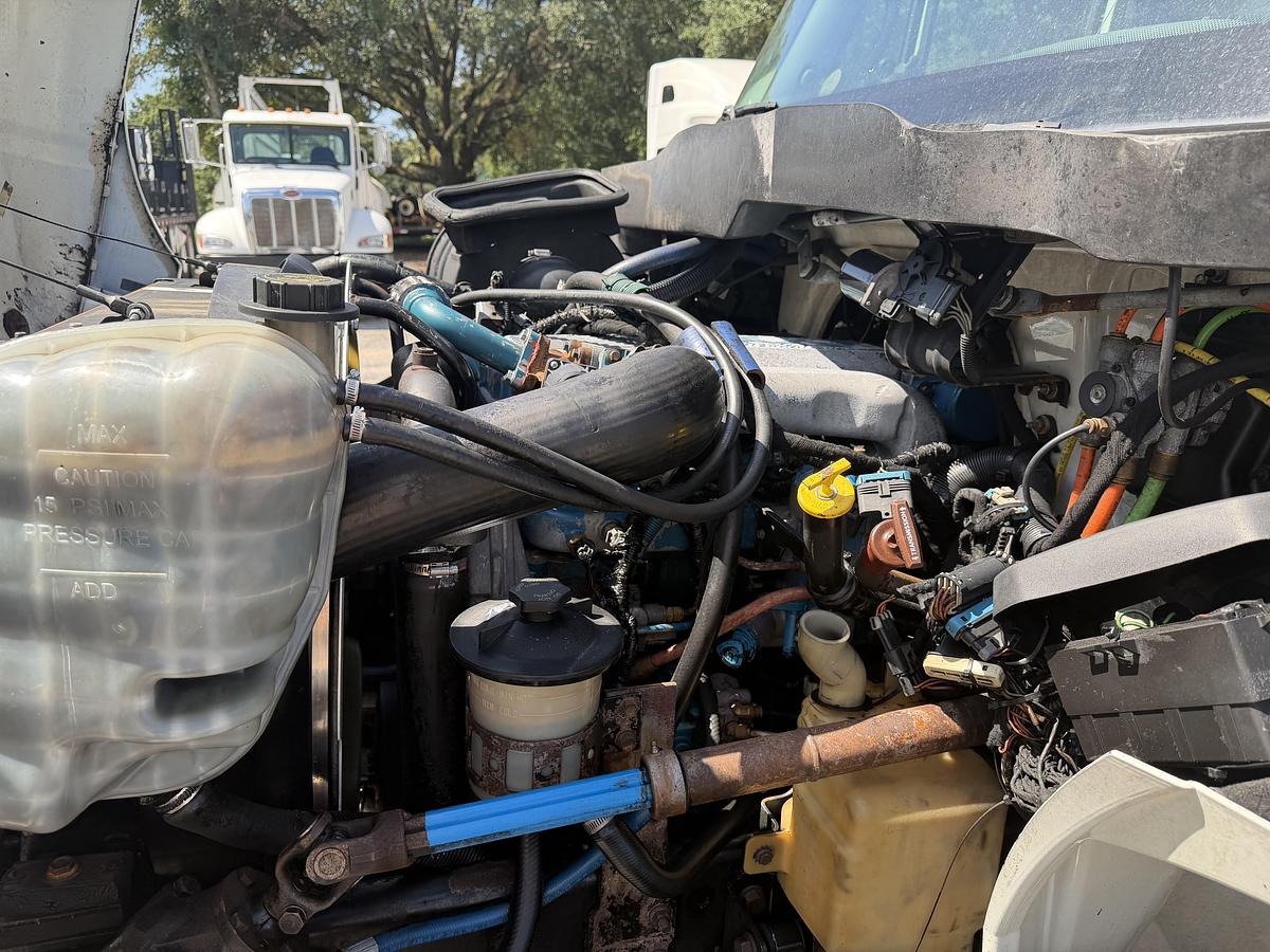 Used 2007 INTERNATIONAL 4300