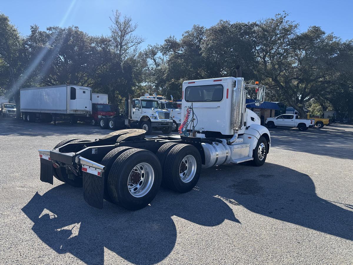 Used 2012 PETERBILT 386