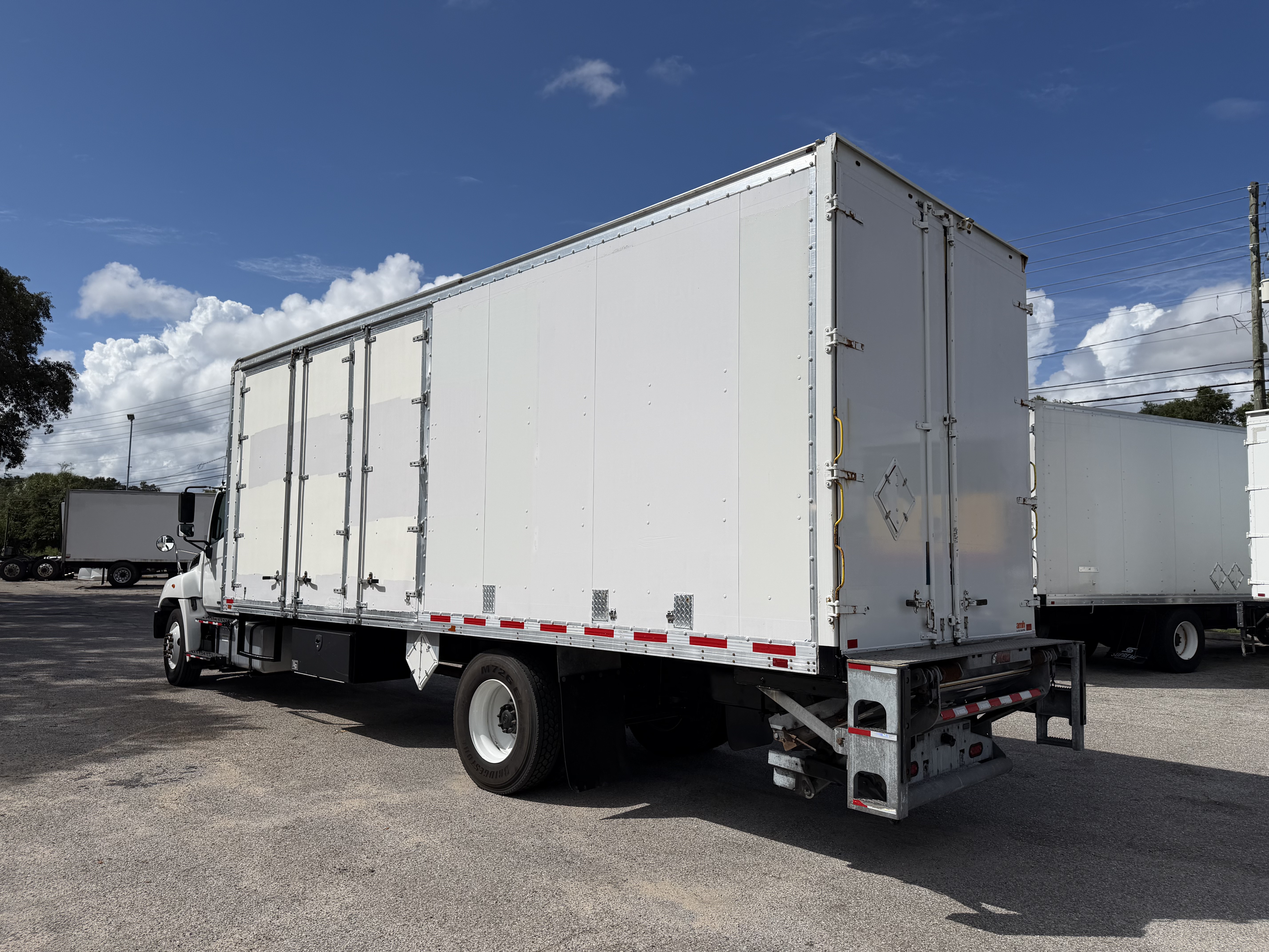 Used 2020 HINO 338