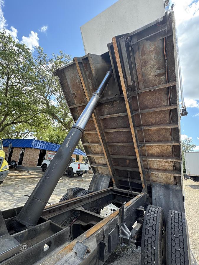 Used 2007 GMC C6500