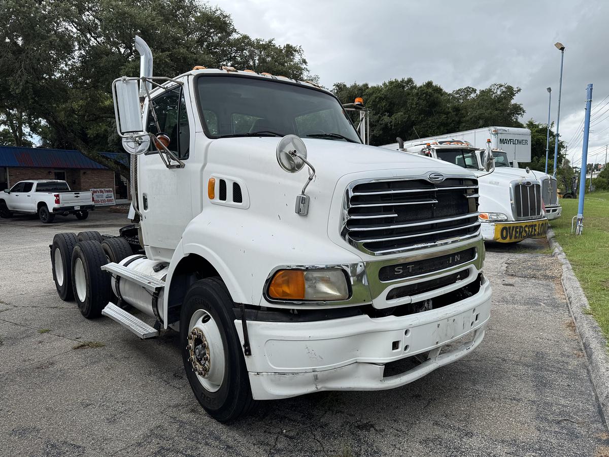 Used 2005 STERLING 9500