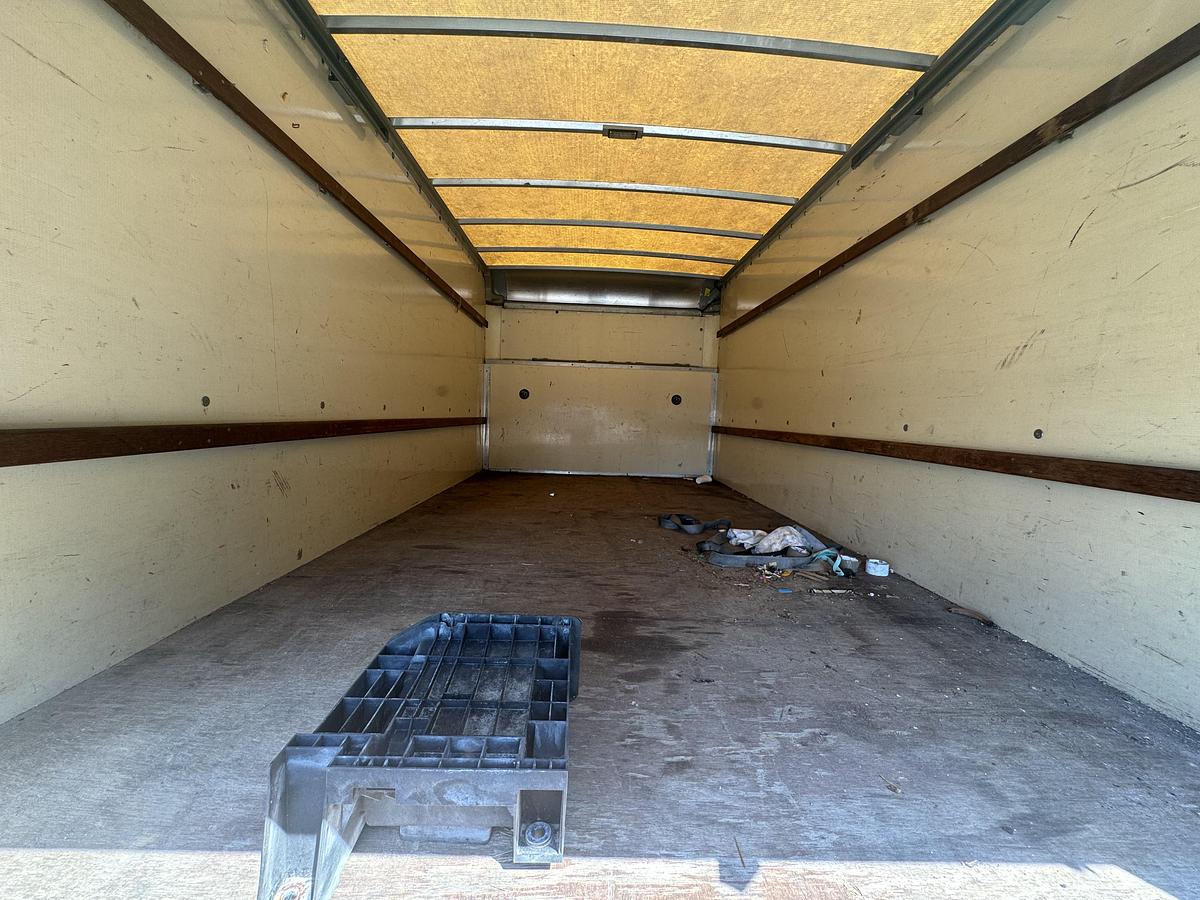 Used 2011 FORD E-350