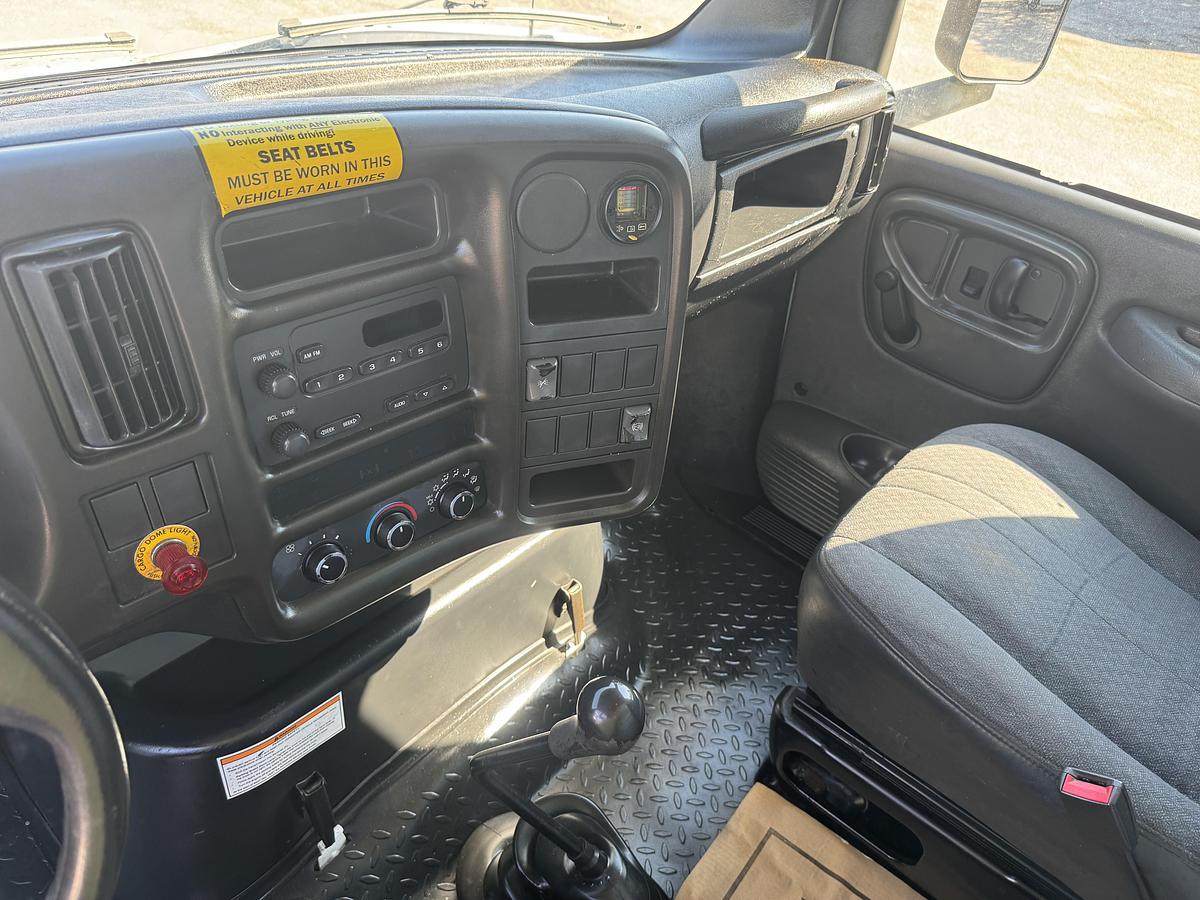 Used 2005 CHEVROLET C6500
