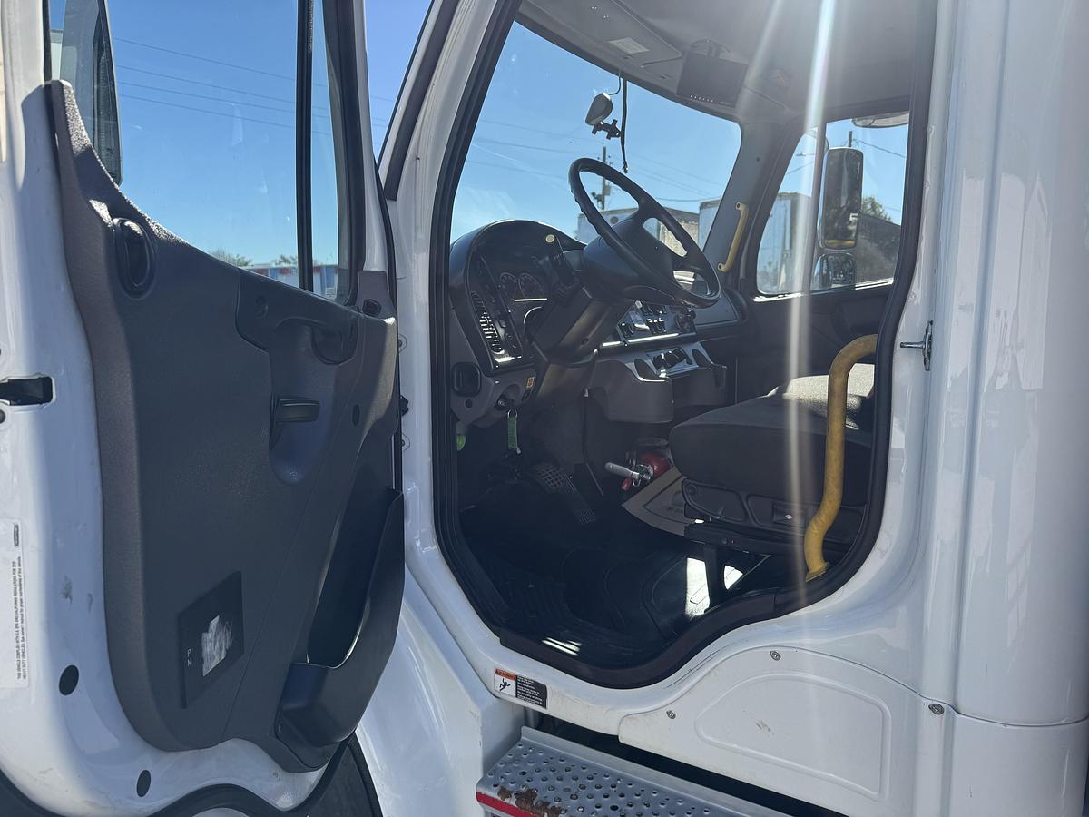 Used 2019 Freightliner® M2 106