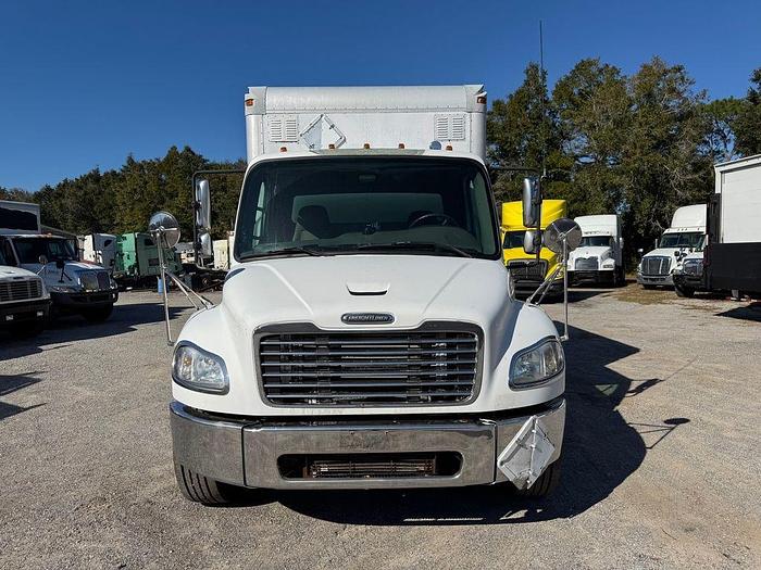 Used 2007 FREIGHTLINER M2 106
