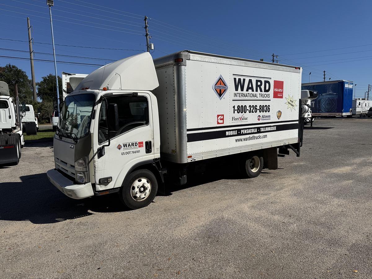 Used 2011 ISUZU NPR