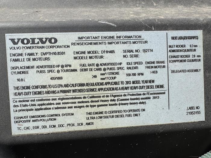 Used 2014 VOLVO VNL64T