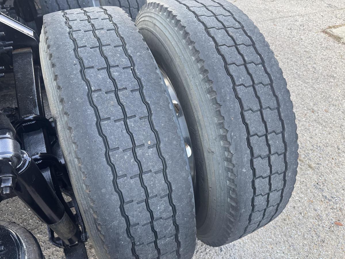 Used 2005 VOLVO VNL 780