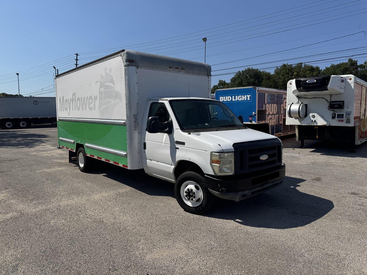 Used 2011 FORD E-350