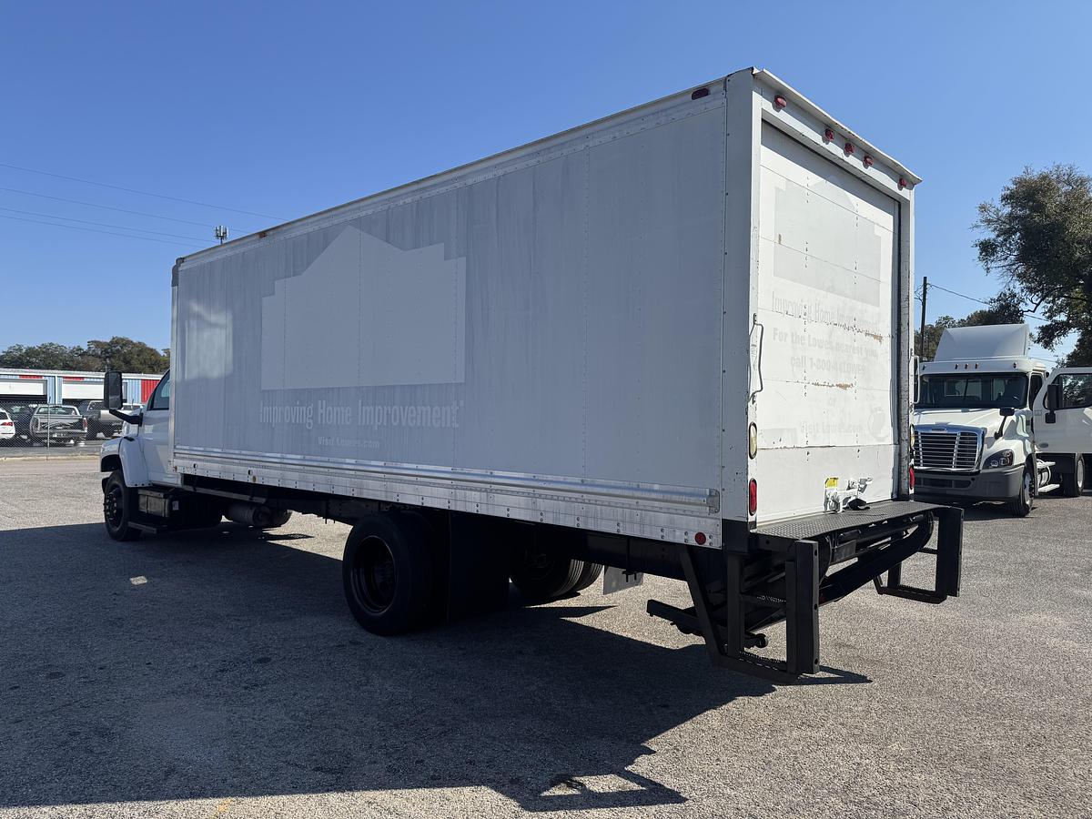 Used 2005 CHEVROLET C6500