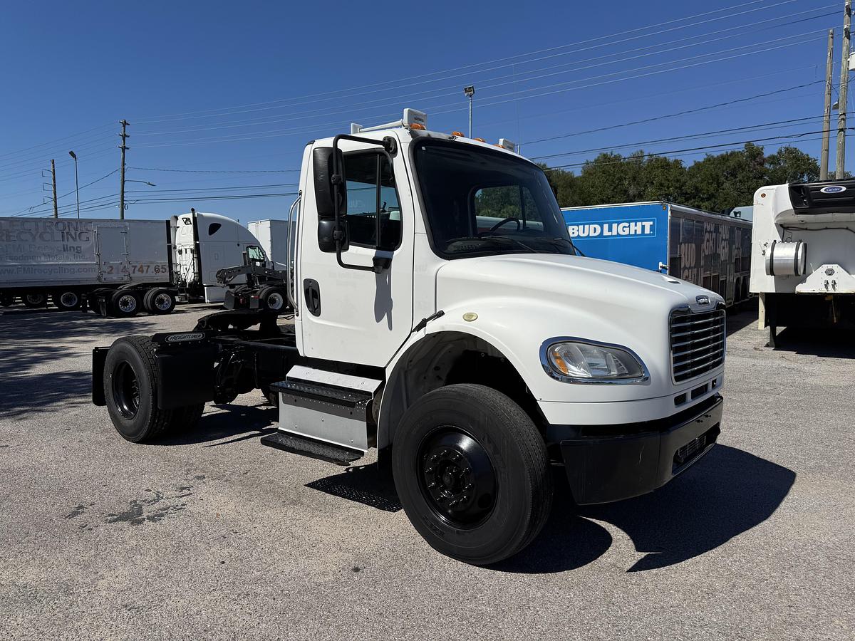 Used 2015 Freightliner® M2 106
