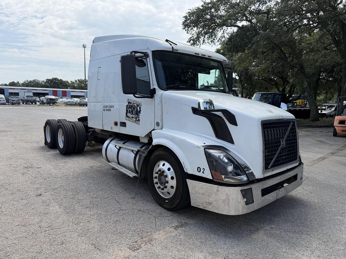 Used 2007 VOLVO VNL