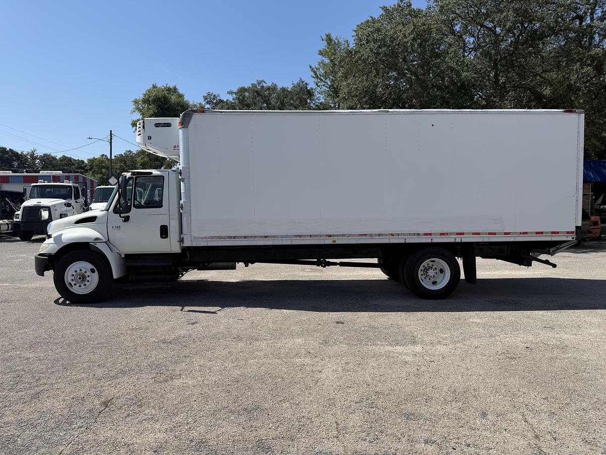 Used 2007 INTERNATIONAL 4300