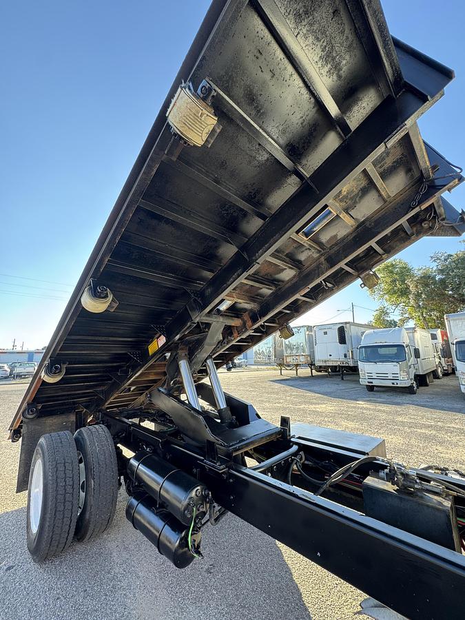 Used 2008 Freightliner® M2 106