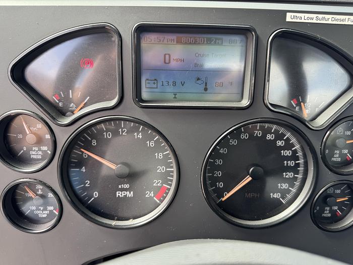 Used 2014 MACK CXU613