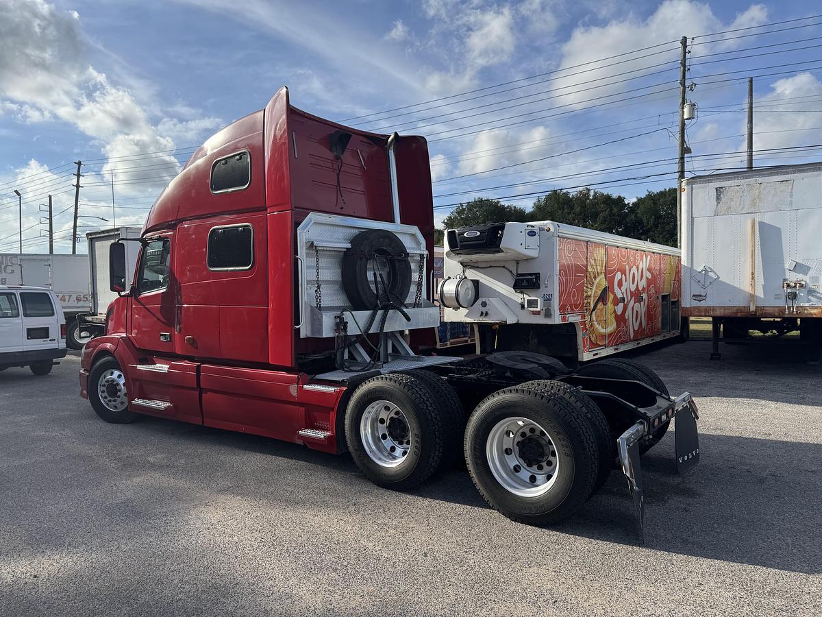 Used 2007 VOLVO VNL 780