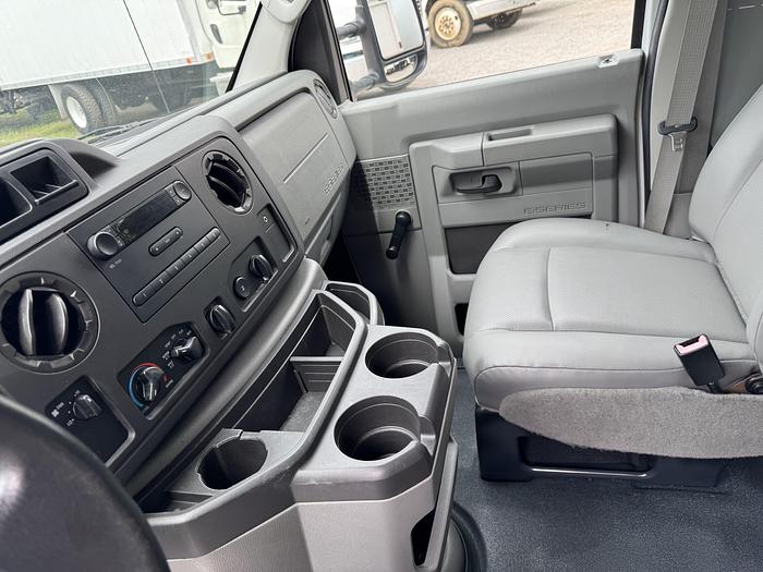 Used FORD ECONOLINE 150